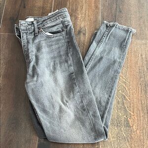 Levi's Women's Cropped Gray Jeans